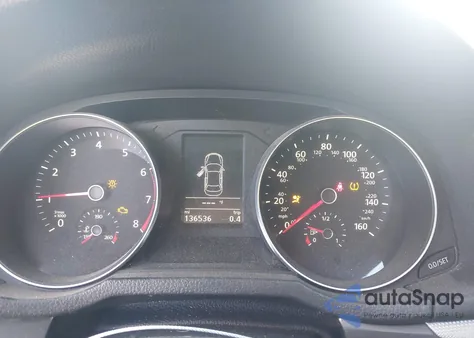 2017 Volkswagen Passat 1.8T R-Line из США, поврежденный, VIN 1VWDT7A35HC067131